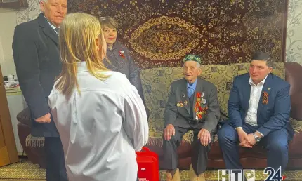 В Нижнекамске поздравили ветеранов ВОВ с Праздником Весны и Труда - НТР 24