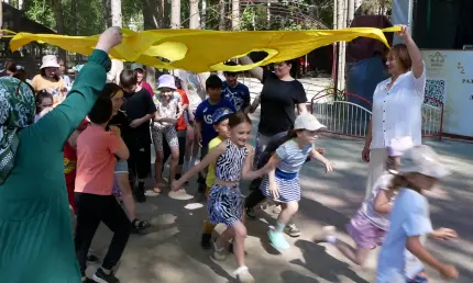 В преддверии Дня защиты детей в Нижнекамске для подопечных центра «Милосердие» организовали праздник - НТР 24