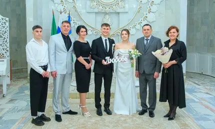 В Международный день семьи в Нижнекамске заключили 8 новых союзов - НТР 24