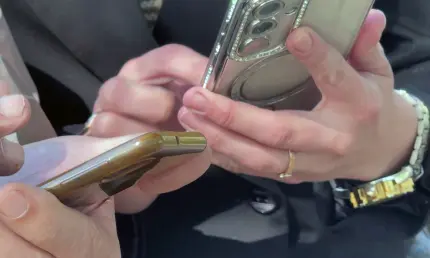 Новые функции WhatsApp* для iPhone в 2025 году - появится новый запрет (для историй) - НТР 24