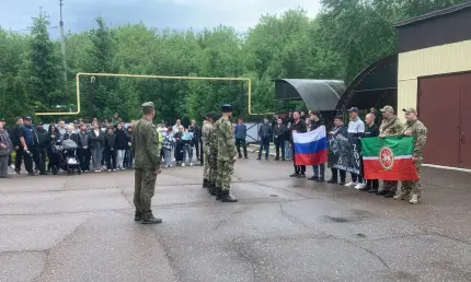 Ещё семь контрактников отправились на военную службу из Нижнекамска 19 мая - НТР 24