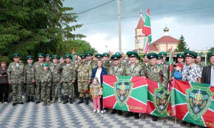 В Нижнекамском районе открыли памятник, посвященный пограничникам - НТР 24