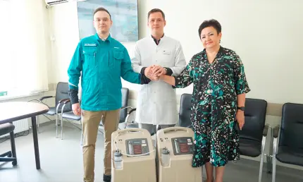 НКНХ подарил нижнекамской больнице два новых концентратора кислорода - НТР 24