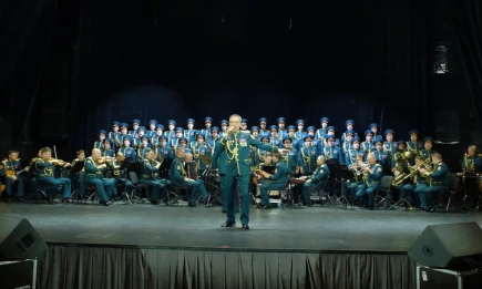 В Нижнекамске прошёл концерт Академического ансамбля песни и пляски Росгвардии - НТР 24