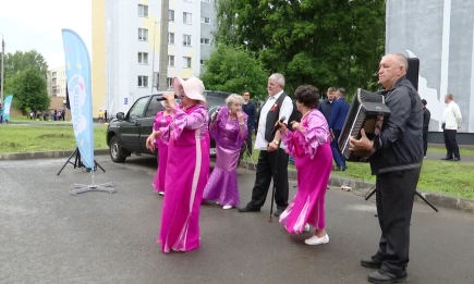 В Нижнекамске открылся Фестиваль добрососедства - НТР 24