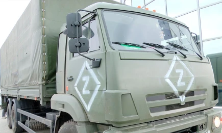 Боец из Нижнекамска доставит на фронт маскировочные сети и стихи - НТР 24