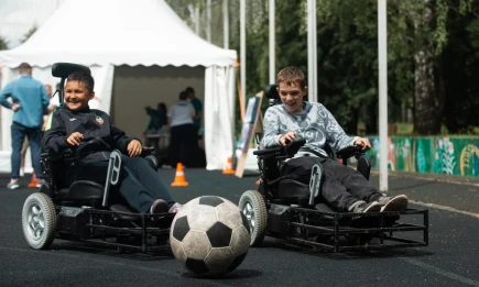 «Просто другой цвет волос»: как рушатся стереотипы о детях с особенностями здоровья в Нижнекамске - НТР 24