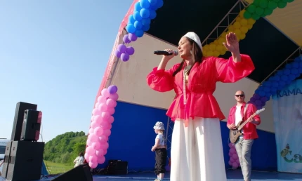 Сабантуй в Камских Полянах собрал тысячи гостей - НТР 24