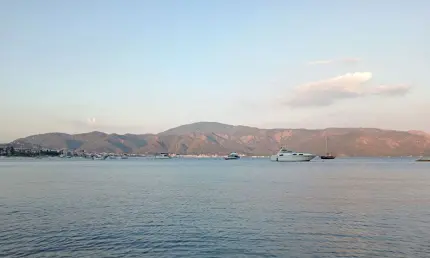 В турецком городе-побратиме Нижнекамска переживают последствия землетрясения - НТР 24