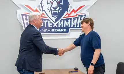 В нижнекамском «Нефтехимике» официально назначили главным тренером Игоря Гришина - НТР 24