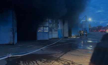 В Казани пожар уничтожил пять автобусов - НТР 24