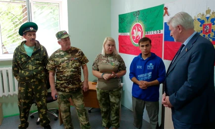 В Нижнекамске открылся новый гуманитарный пункт для помощи фронту - НТР 24