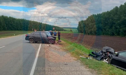 В Татарстане водитель «Лады» погиб в лобовом столкновении с иномаркой - НТР 24