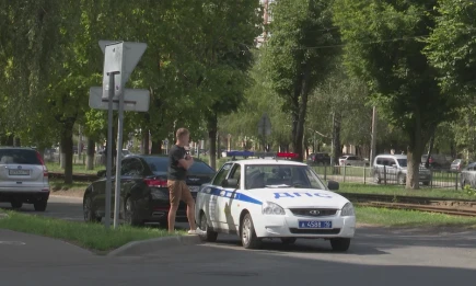 В России значительно увеличен штраф за игнорирование требования об остановке авто - НТР 24