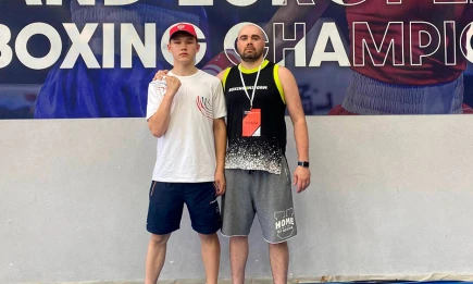 Первый в истории Нижнекамска: боксер Низам Тазиев выступил на первенстве Европы - НТР 24