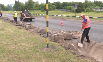 В Нижнекамске ремонтируют проблемные дороги – к кладбищу и на промзоне - НТР 24