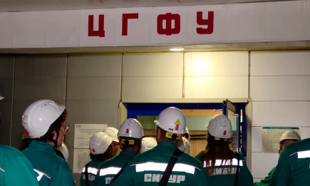 58 лет истории: ночная экскурсия по заводам «Нижнекамскнефтехима» - НТР 24