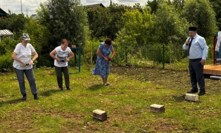 В деревне Нижнекамского района отпраздновали 100-летие и открыли мемориал - НТР 24