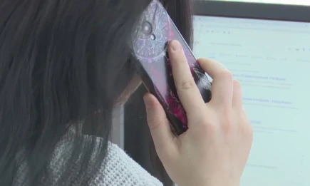 Без «алло»: зумеры начали молчать при ответе на звонок - НТР 24