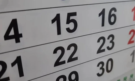 Минтруд установил новые выходные для россиян на 2026 год - НТР 24