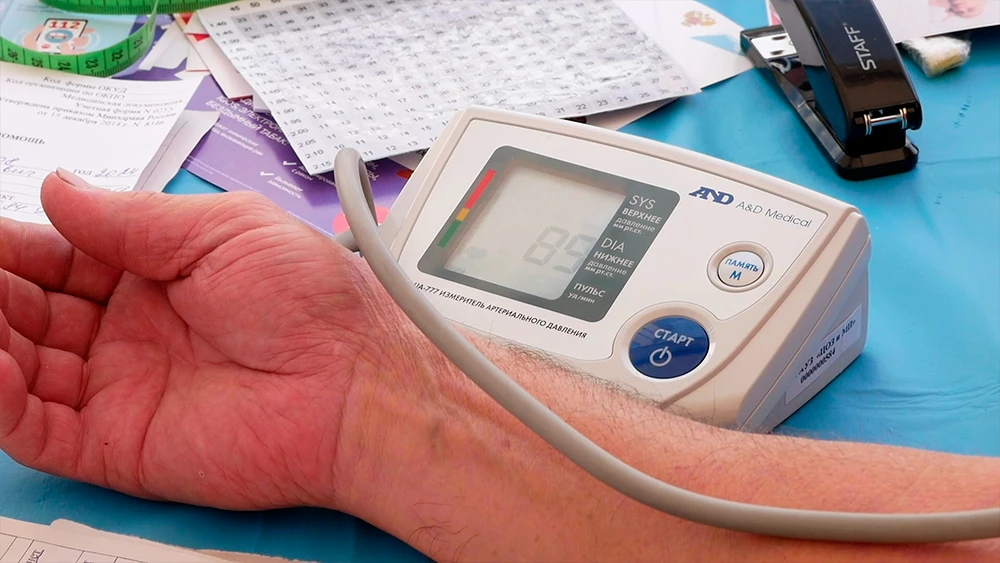 тонометр, измерение артериального давления