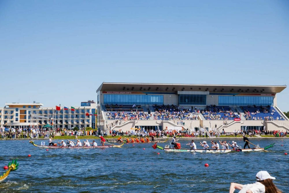 гонки на китайских лодках «Дракон» в Казани