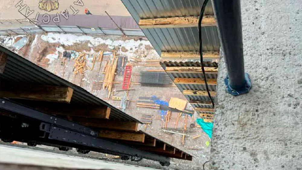 Вид с одиннадцатого этажа стройки