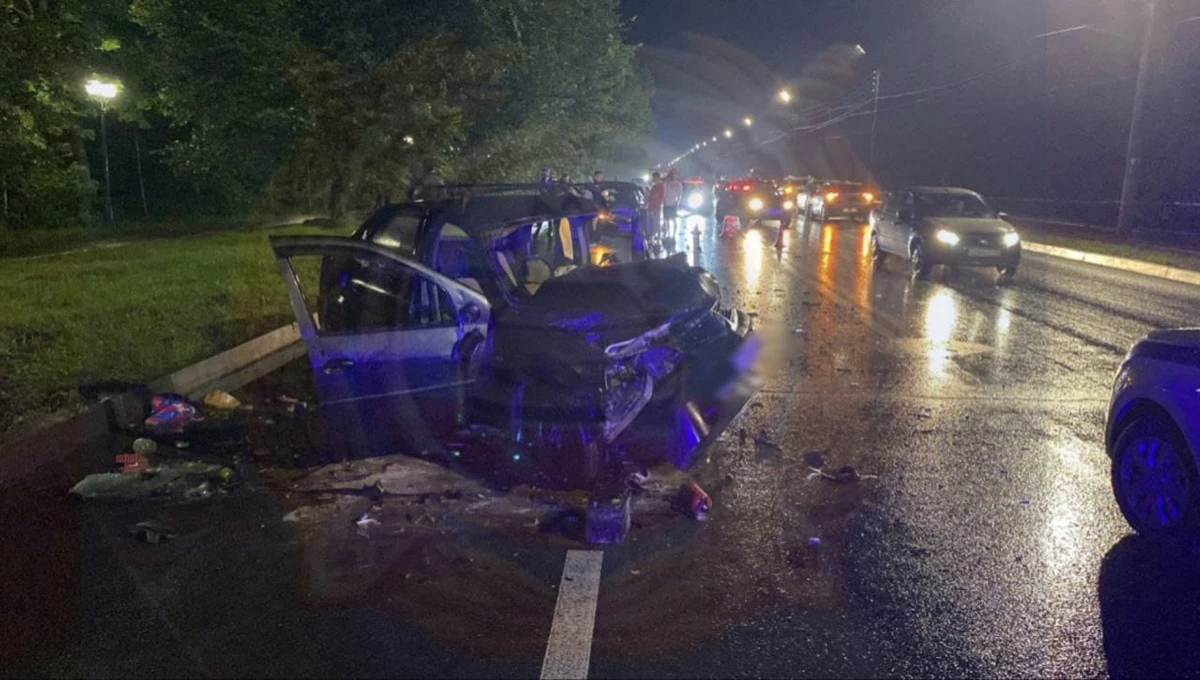 место ДТП в Нижнекамске, где 17 августа 2025 года погибли женщина-водитель