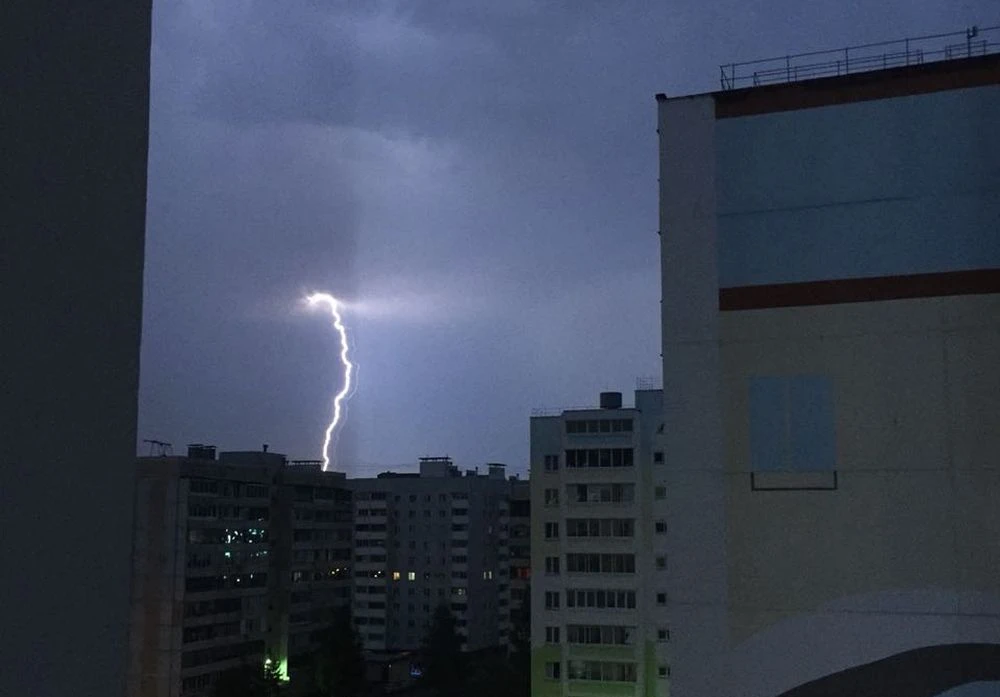 молния и тучи в нижнекамске