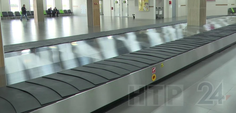 багажная лента в аэропорту Бегишево