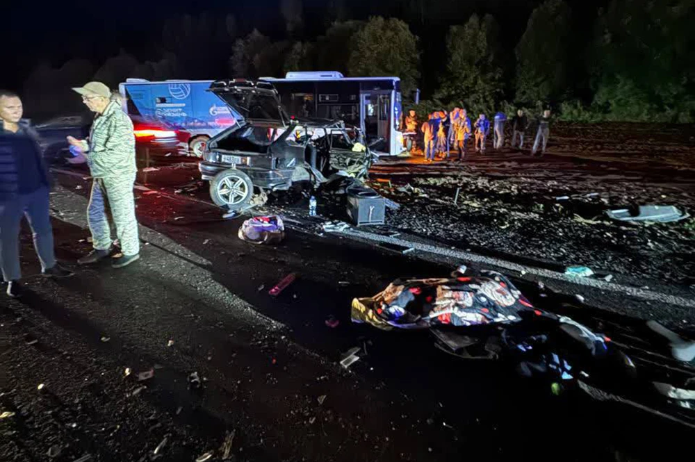 Место ДТП у села Пановка Пестречинского района Татарстана 21 августа 2025 года