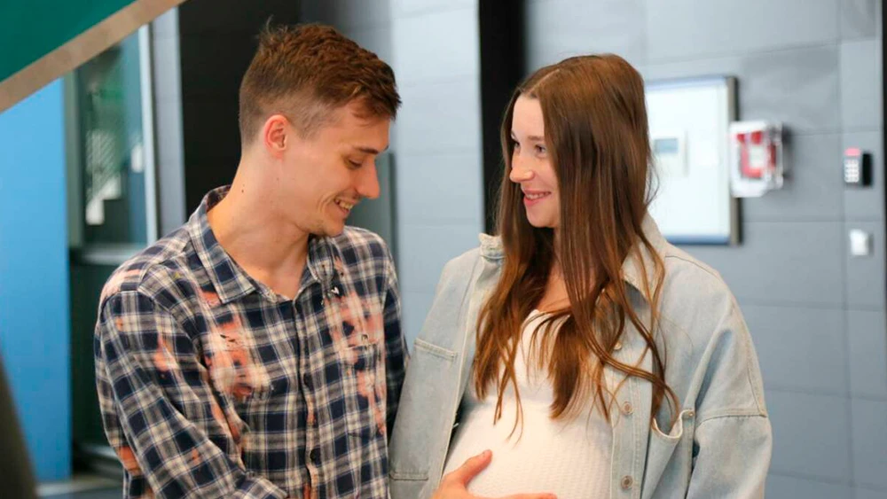 Никита Шлейхер в аэропорту