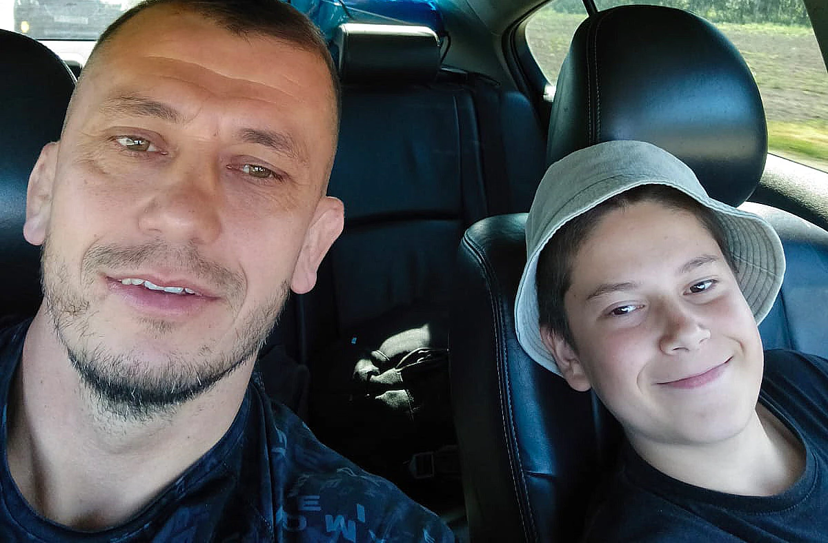 Альберт Архипов и его сын на пути в Турцию