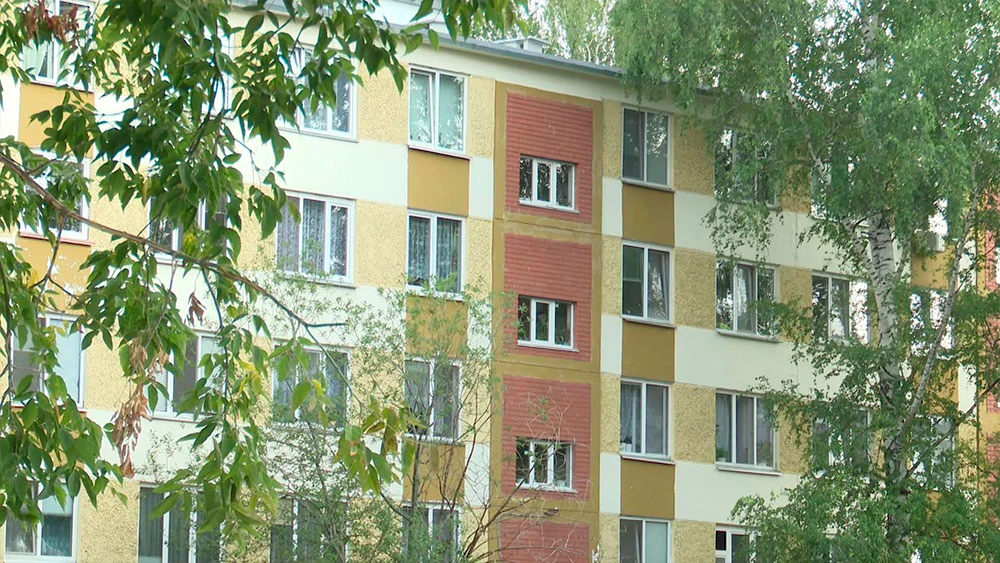 Пятиэтажный многоквартирный дом в Нижнекамске