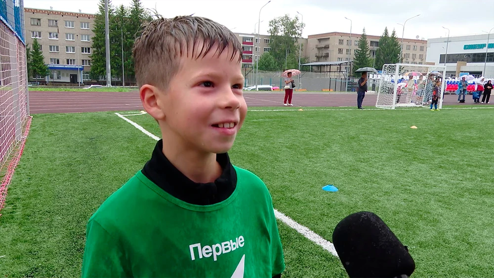 Юный футболист Кирилл Каменщиков