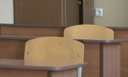 Изучение английского языка в 5-7 классах планируют сократить до 2 уроков в неделю - НТР 24