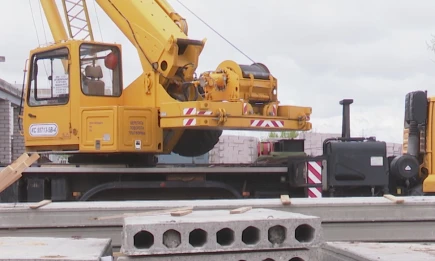 «Домашние» хлопоты: житель Нижнекамска через суд заставил подрядчика построить модульный дом - НТР 24