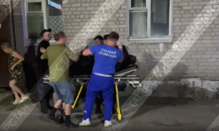 В Татарстане женщина покалечила своего отчима, прыгая на его голове - НТР 24