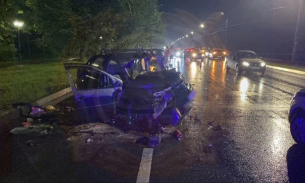 В Нижнекамске женщина-водитель погибла в ДТП с выехавшим на встречку авто - НТР 24