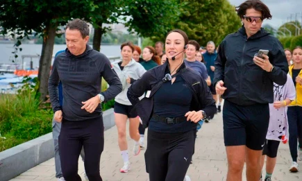 Участникам урбанистического форума в Казани устроили беговую экскурсию - НТР 24