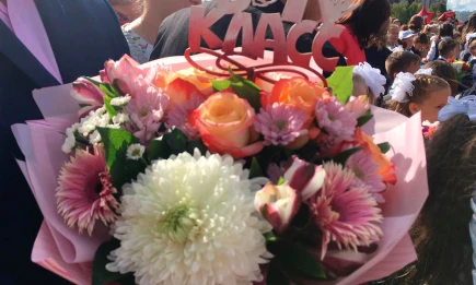 Эксперт разъяснил, какие подарки учителям не считаются взяткой - НТР 24