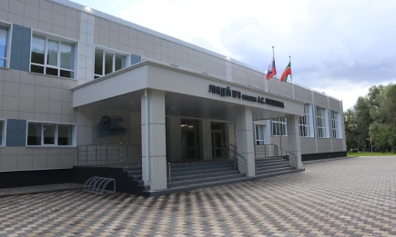 Открытие имени Пушкина. В Нижнекамске после капремонта открылся лицей № 3 - НТР 24