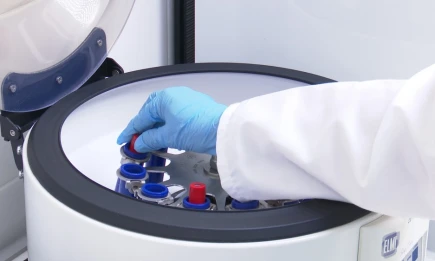 В КФУ создали лекарство от рака с использованием минерала из Татарстана - НТР 24