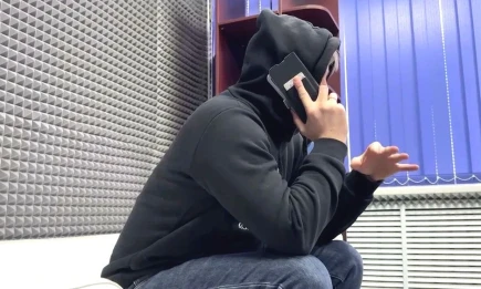 Житель Нижнекамска взял кредиты, закрыл вклад, продал машину и отдал все деньги мошенникам - НТР 24