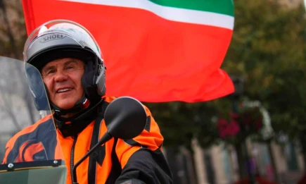 Рустам Минниханов принял участие в мотофестивале «Два Кремля» - НТР 24