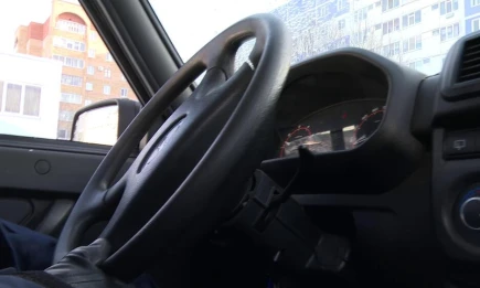 С 1 сентября запретят водить авто людям с аутизмом и дальтонизмом - НТР 24