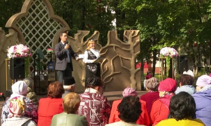 В Нижнекамске прошёл литературный фестиваль ко дню республики - НТР 24