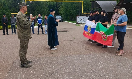 Пятеро нижнекамцев отправились на службу по контракту - НТР 24