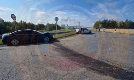 Столкновение двух иномарок в Татарстане привело к гибели женщины - НТР 24