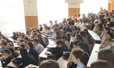 С 1 сентября некоторым студентам назначат стипендию в 30 тысяч рублей - НТР 24